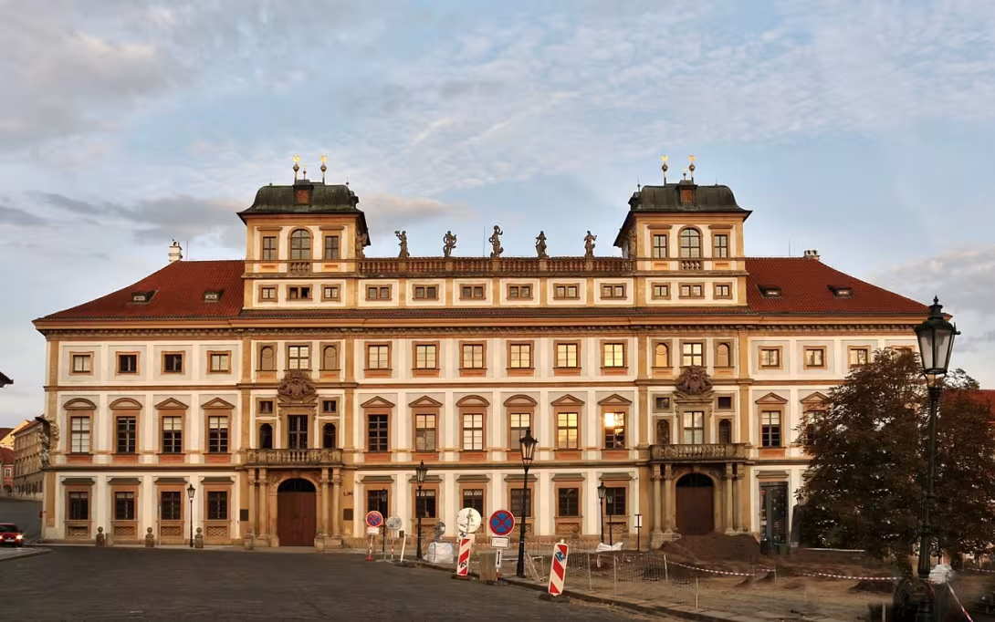 Dnešní pohled – Toskánský palác v Praze