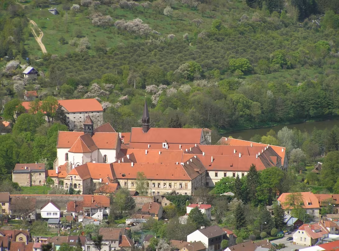 Dnešní pohled – klášter Porta coeli