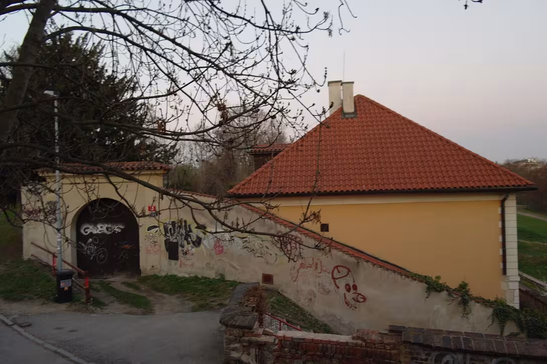 Dnešní pohled – Černínská 12