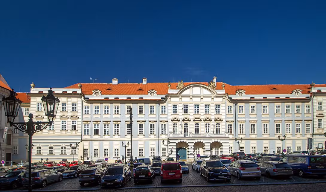 Dnešní pohled – Lichtenštejnský palác na Malostranském náměstí