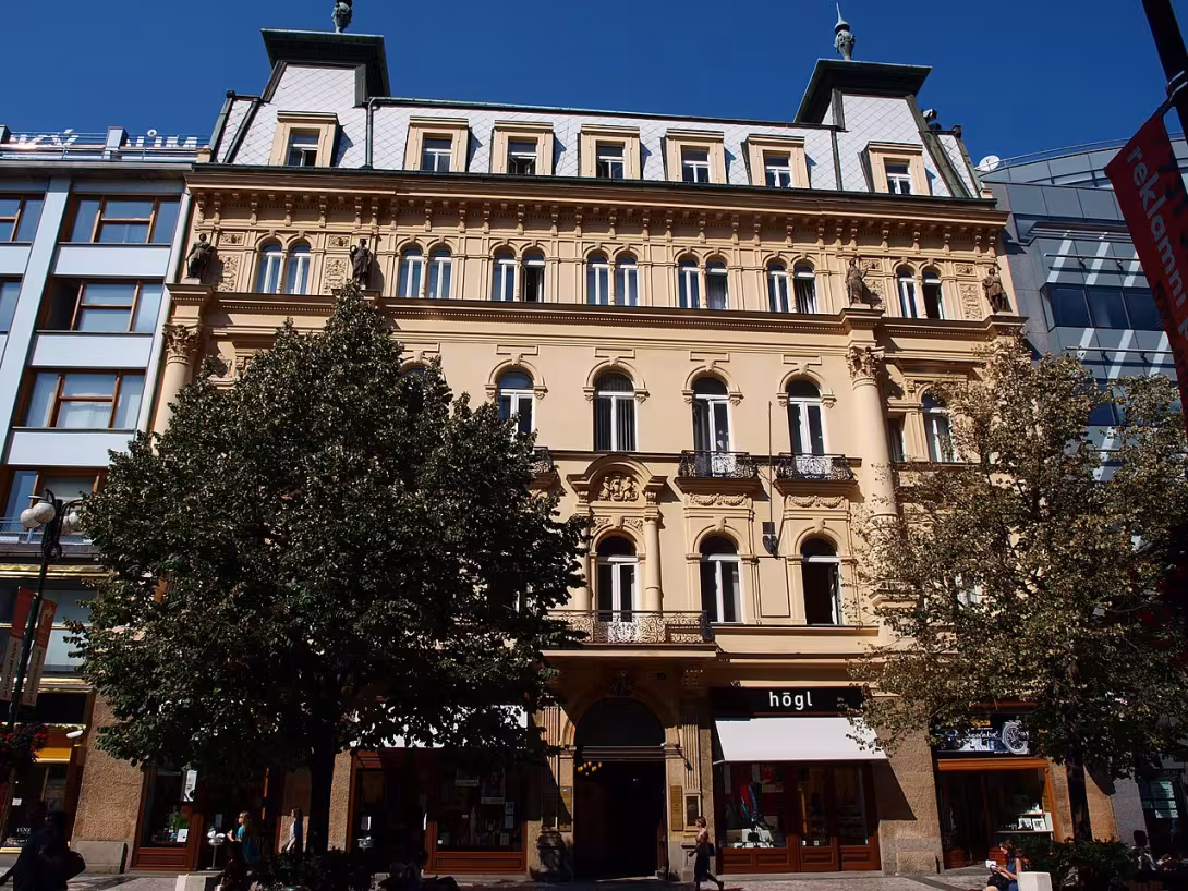 Heutige Ansicht – Nový Kolowratský palác