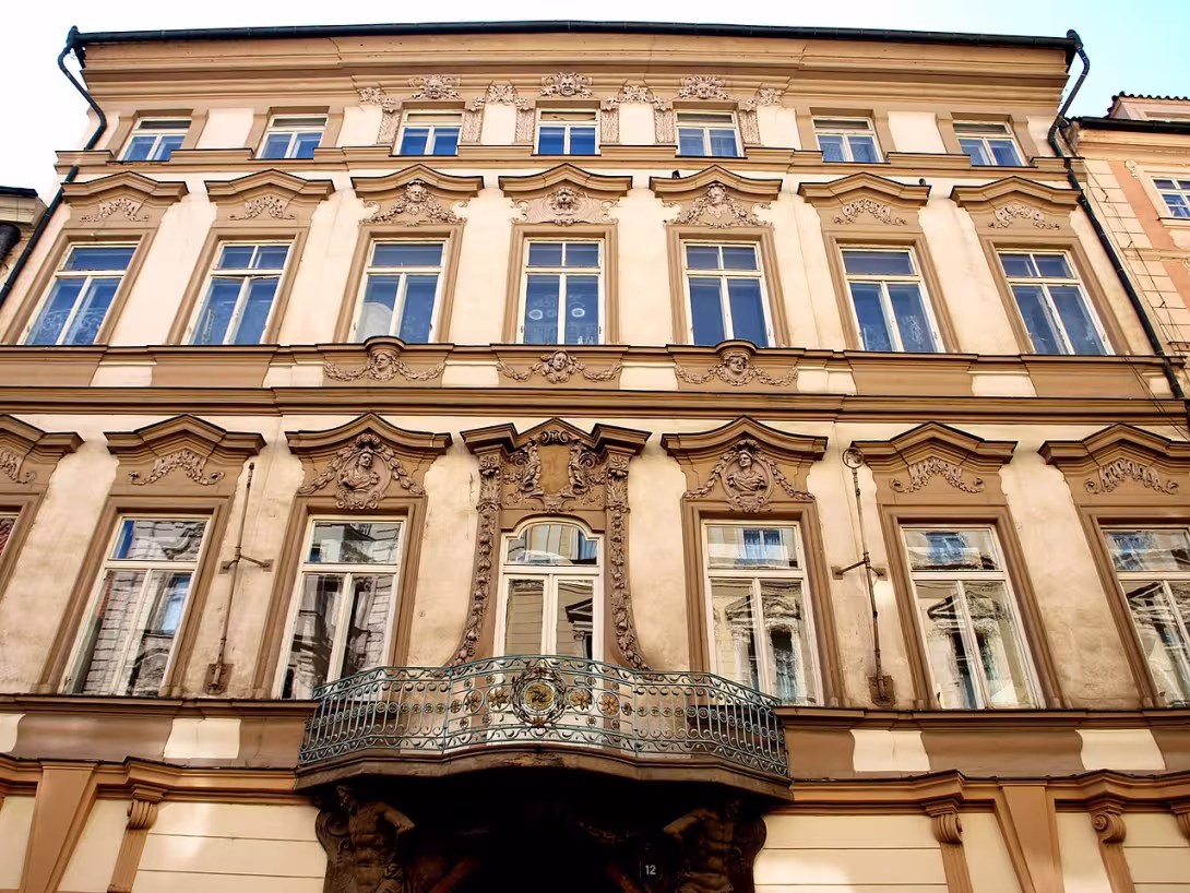 Dnešný pohľad – palác Hrzánů z Harasova
