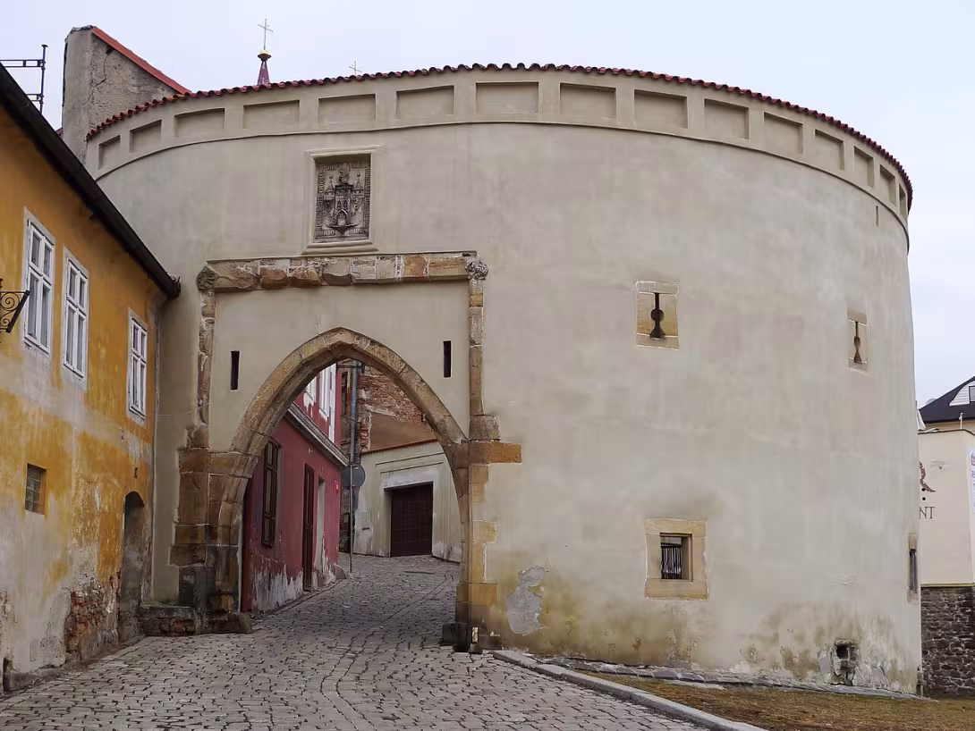 Dnešní pohled – Žatecká brána (Kadaň)