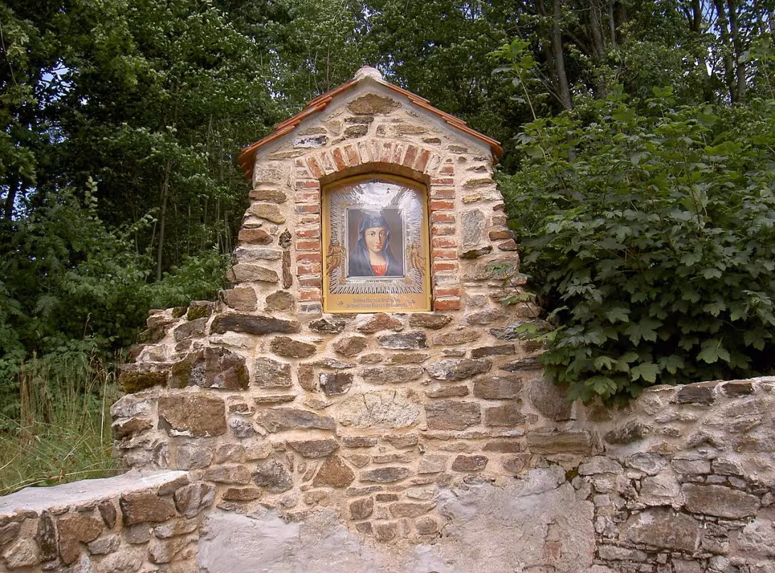 Dnešní pohled – kostel sv. Jiří (Nemanice)