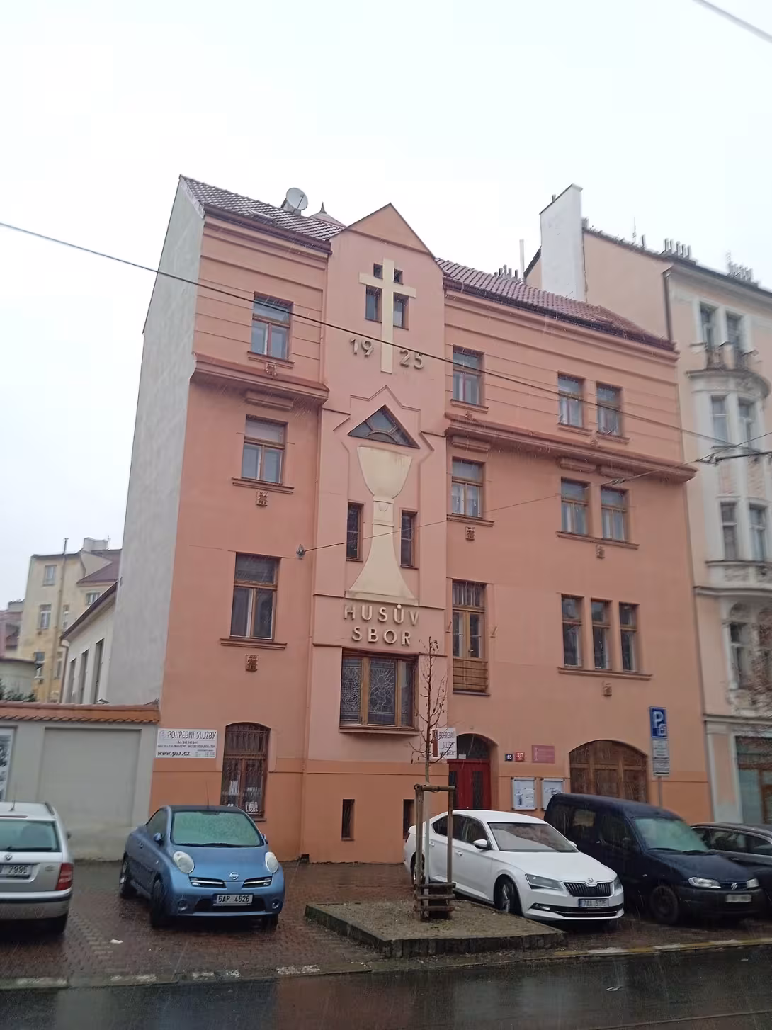 Dnešný pohľad – Husův sbor v Nuslích