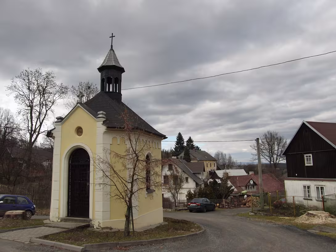 Dnešní pohled – Kaple svatého Jana Nepomuckého (Horní Slavkov)