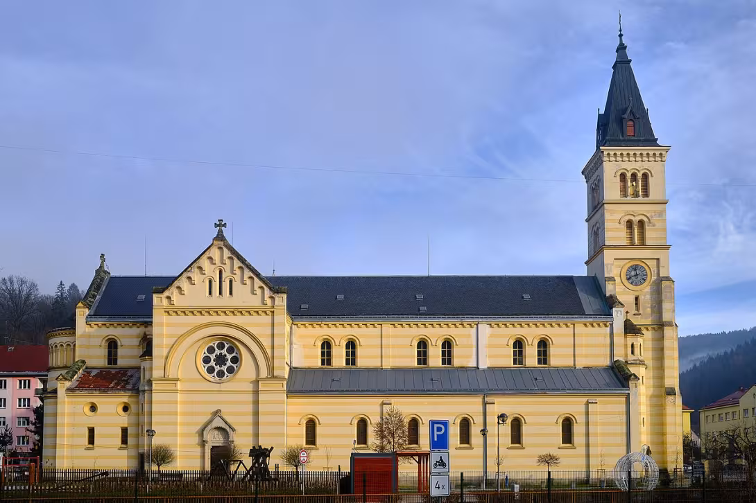 Dnešní pohled – Kostel Božího Těla (Kraslice)