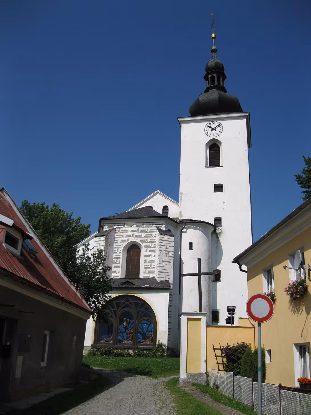 Dnešní pohled – Kostel Nanebevzetí Panny Marie (Moravský Beroun)
