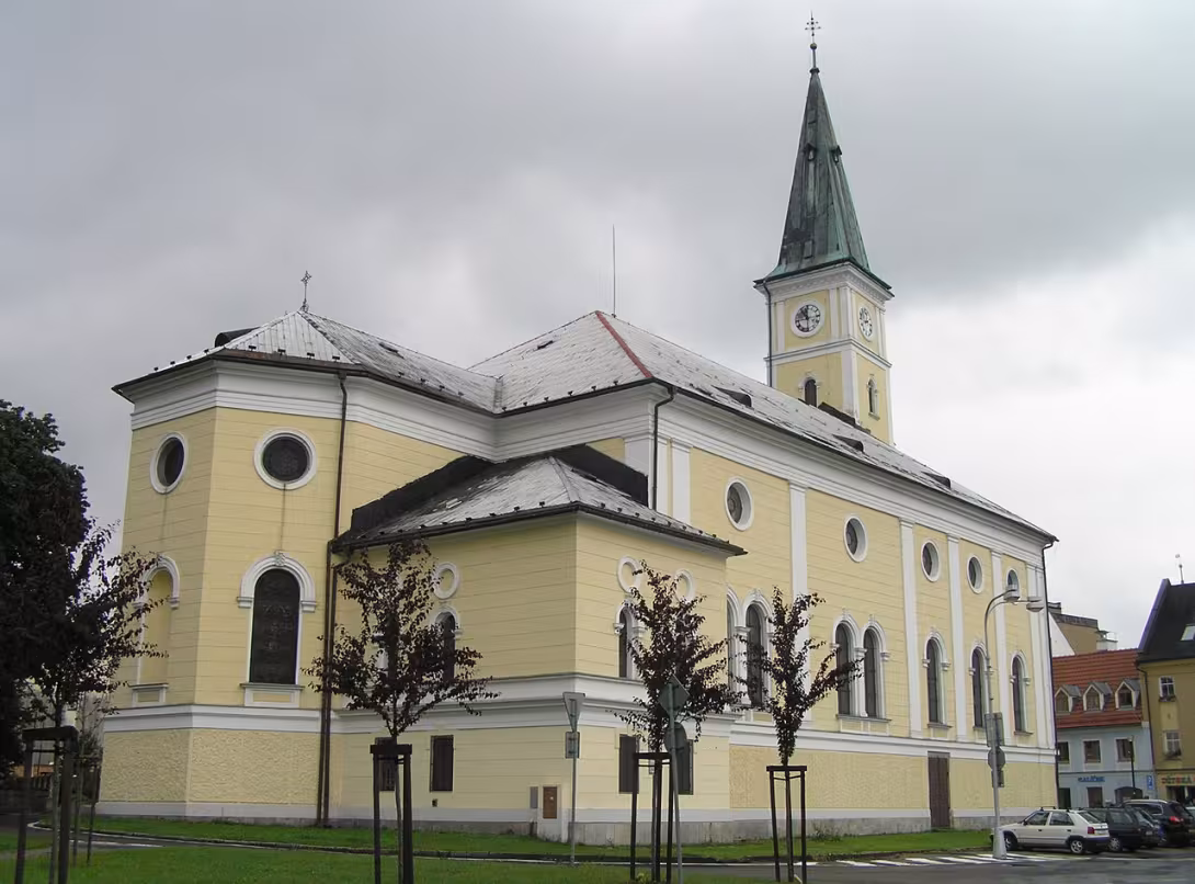 Dnešní pohled – Kostel Nanebevzetí Panny Marie (Jeseník)