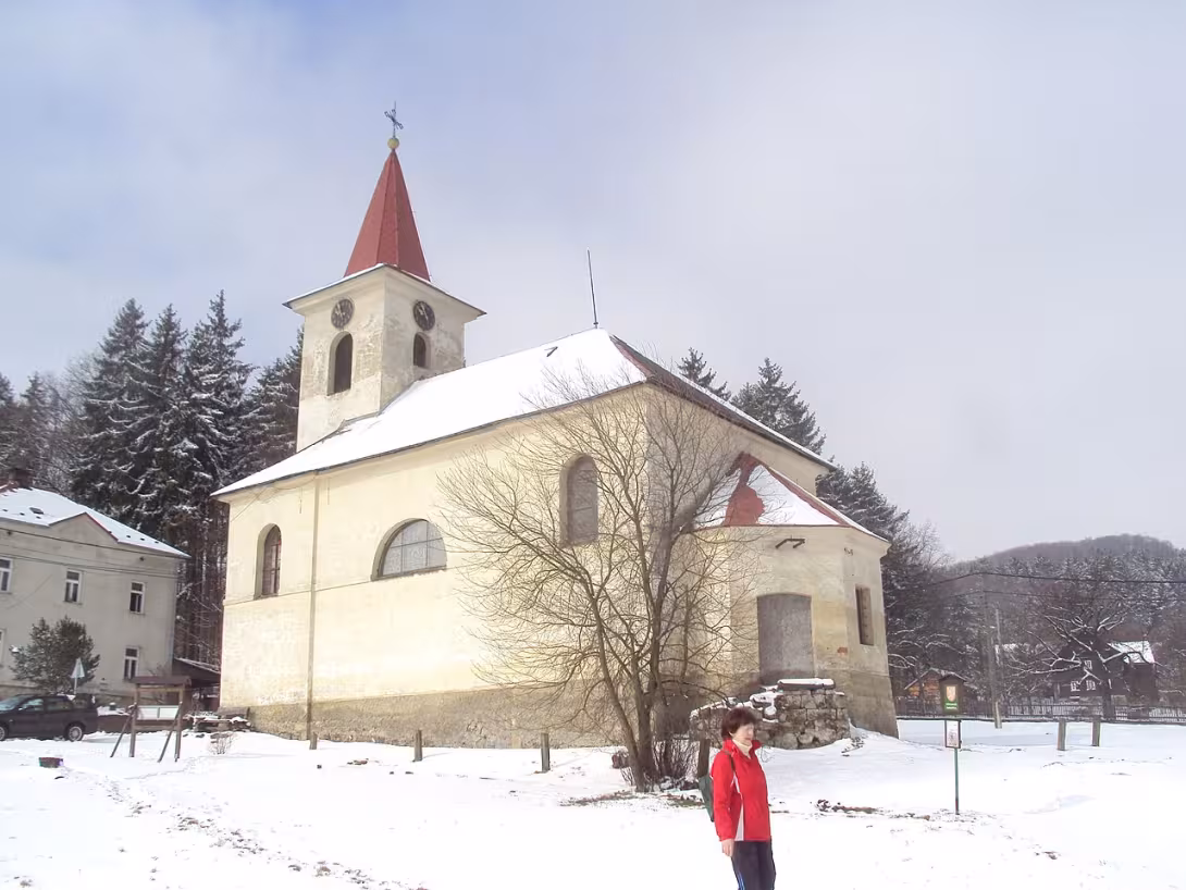 Heutige Ansicht – Kostel Nanebevzetí Panny Marie (Slunečná)