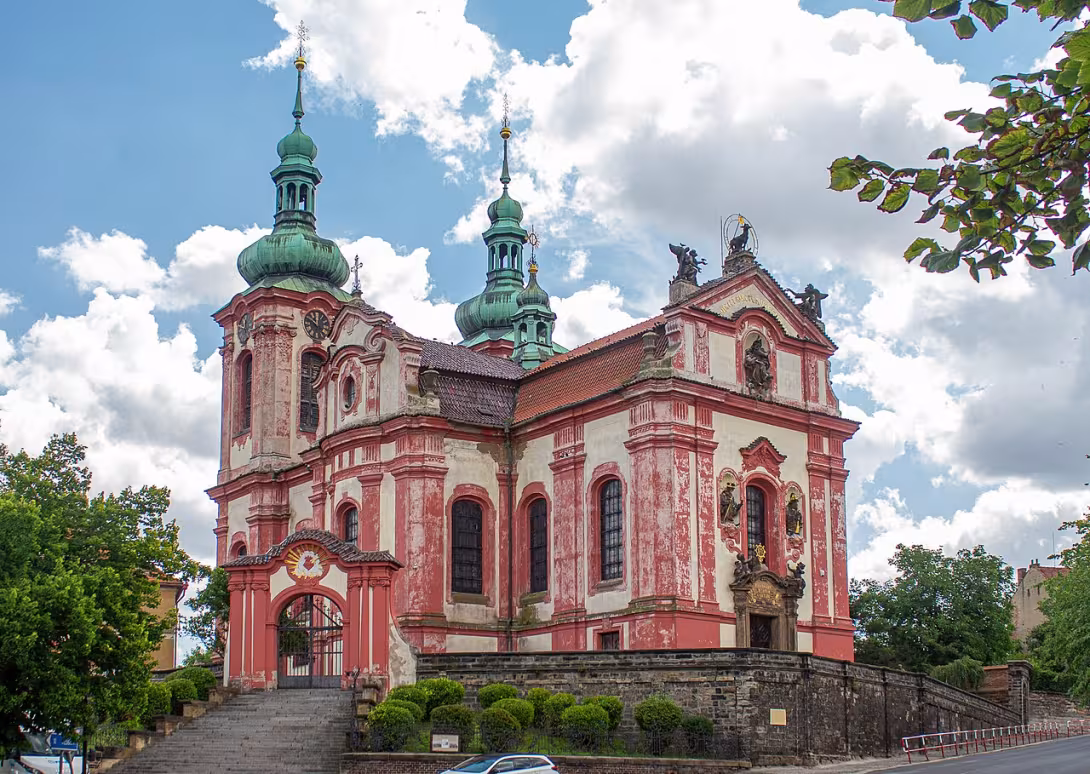 Dnešní pohled – Kostel Nanebevzetí Panny Marie ve Zlonicích