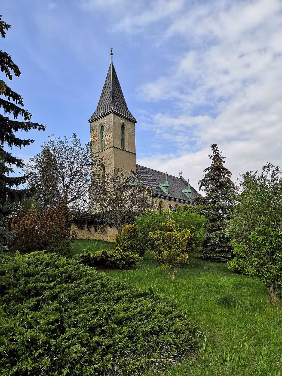 Dzisiejszy widok – Kostel Narození Panny Marie (Páleč)