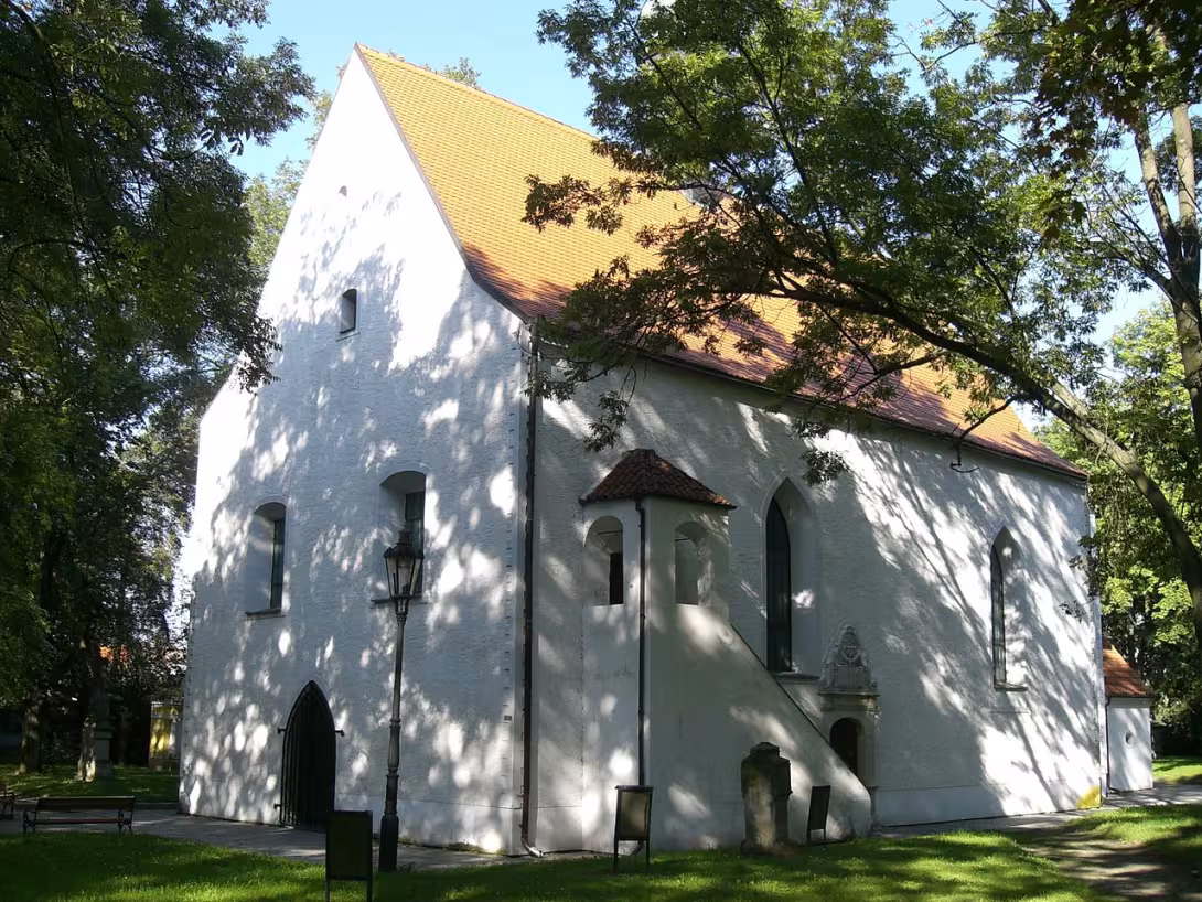 Dnešní pohled – Kostel Nejsvětější Trojice (Pražské Předměstí)