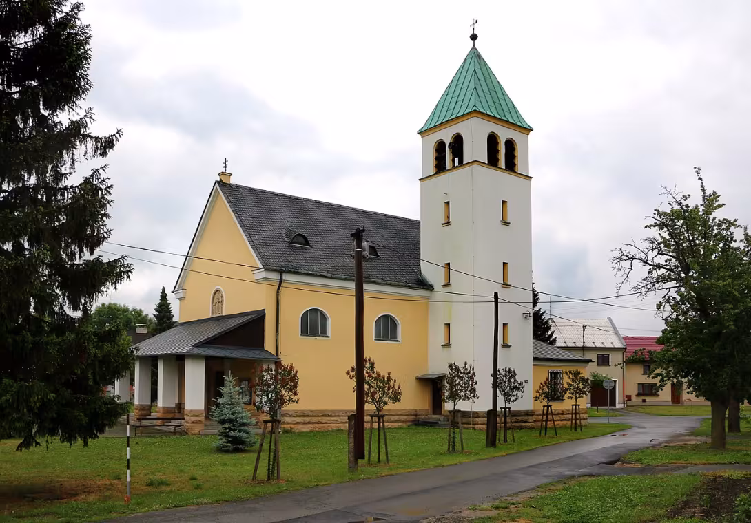 Dzisiejszy widok – Kostel Nejsvětější Trojice (Rozvadovice)
