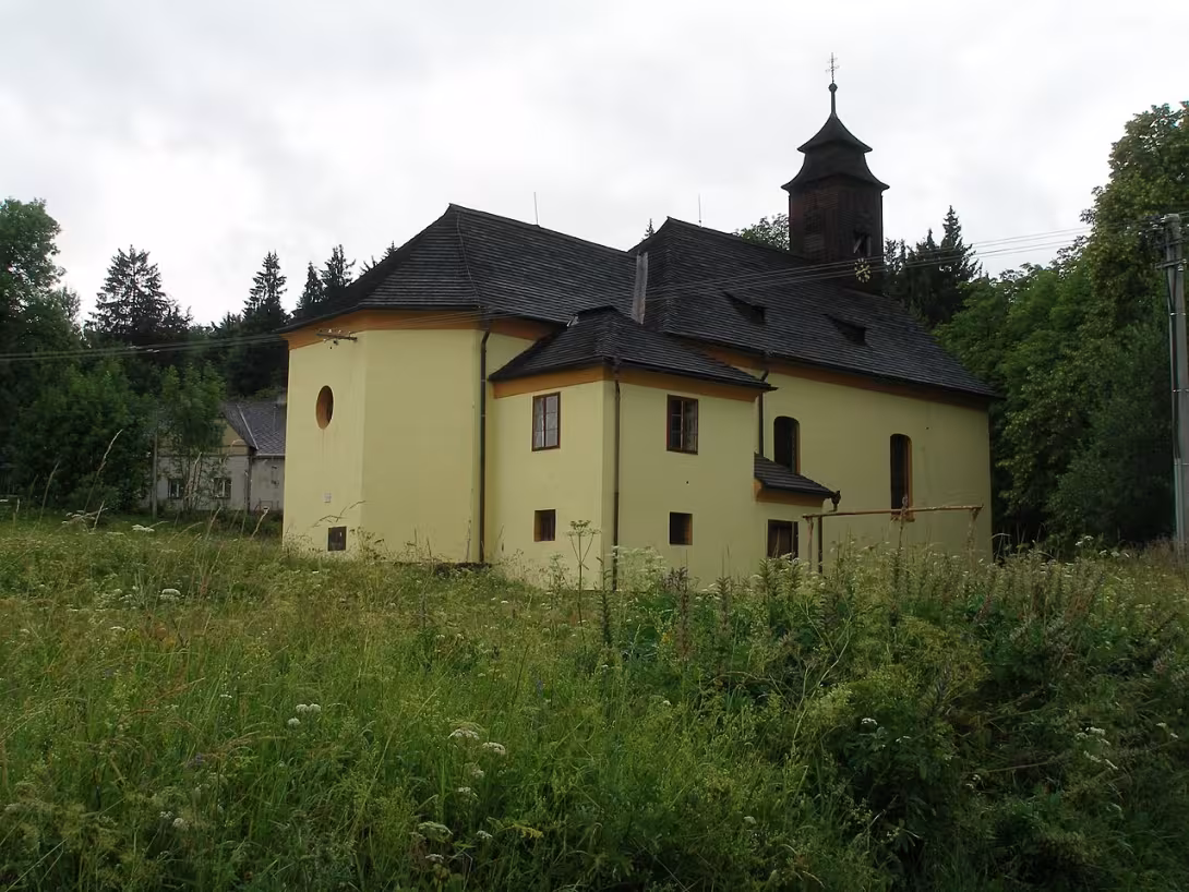 Dnešní pohled – Kostel Nejsvětějšího Jména Ježíš (Křišťanov)