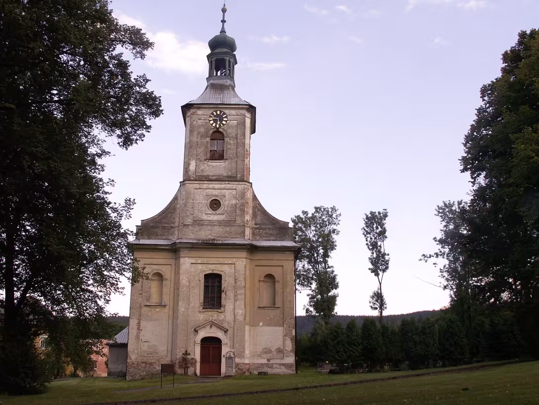 Dnešný pohľad – Kostel Neposkvrněného početí Panny Marie (Holčovice)