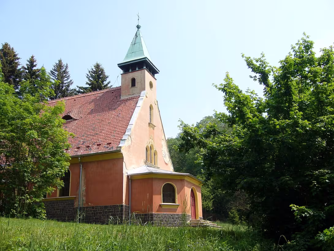 Dzisiejszy widok – Kostel Panny Marie Pomocnice křesťanů (Čeřeniště)