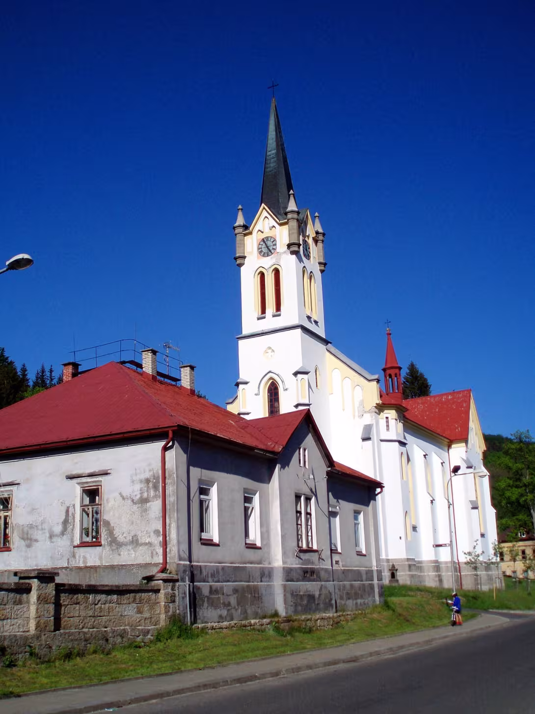 Heutige Ansicht – Kostel Proměnění Páně (Josefův Důl)