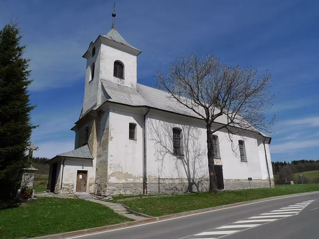 Dnešní pohled – Kostel Zjevení Páně (Ostružná)
