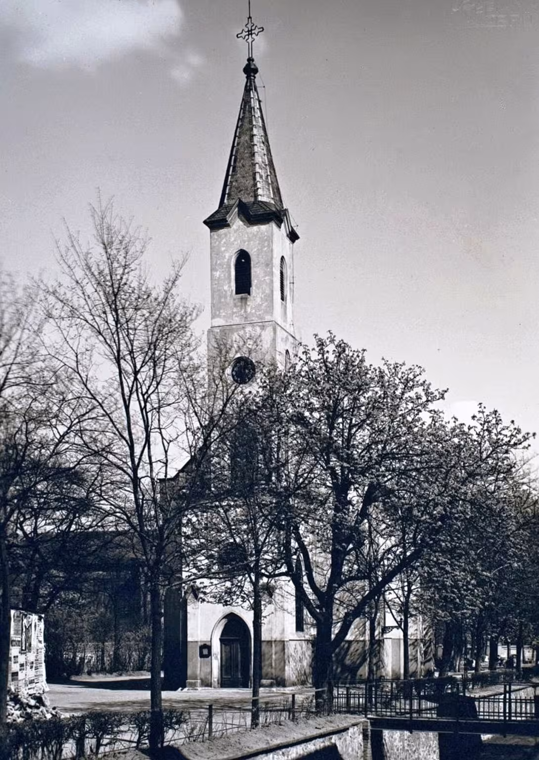 Dnešní pohled – Kostel svaté Anny (Most)