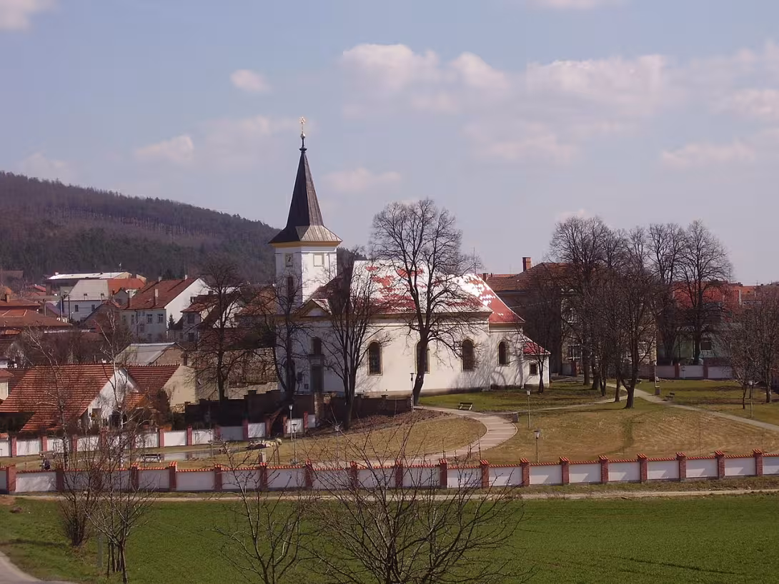 Dzisiejszy widok – Kostel svaté Cecílie (Lipůvka)