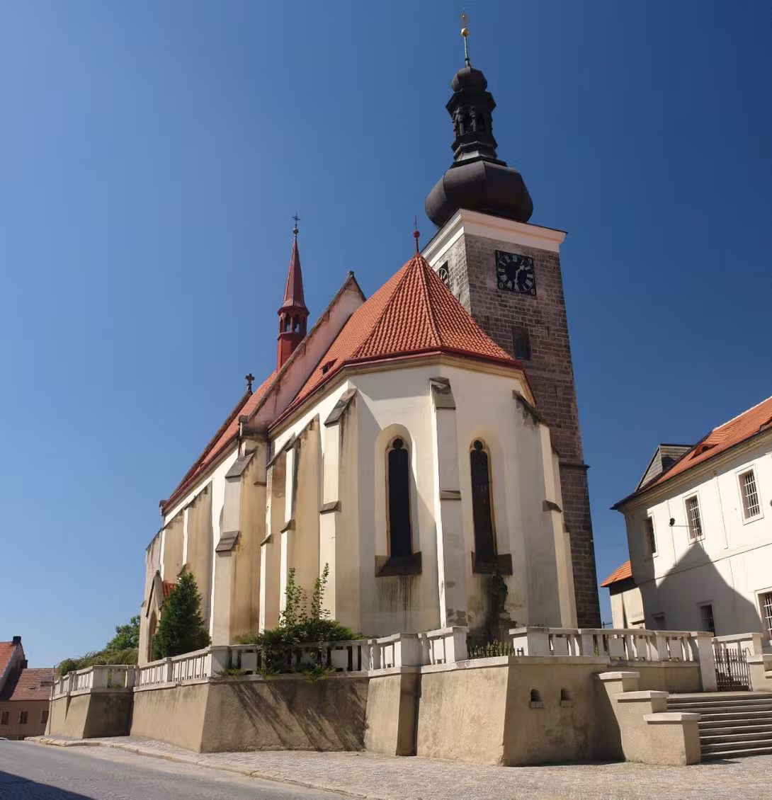 Dnešní pohled – Kostel svaté Kateřiny Alexandrijské (Velvary)