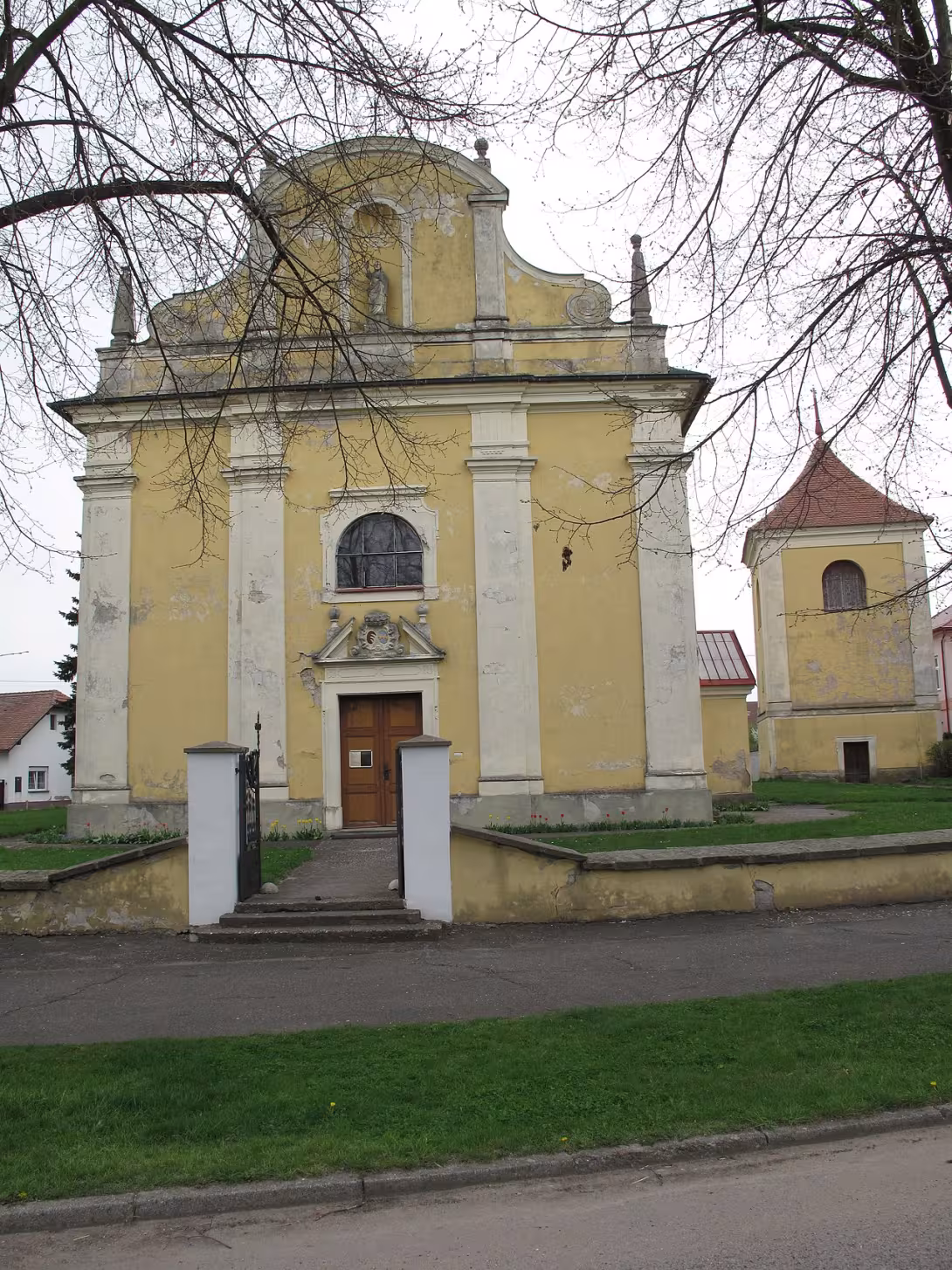 Today's view – Kostel svatého Bartoloměje (Lovčice)
