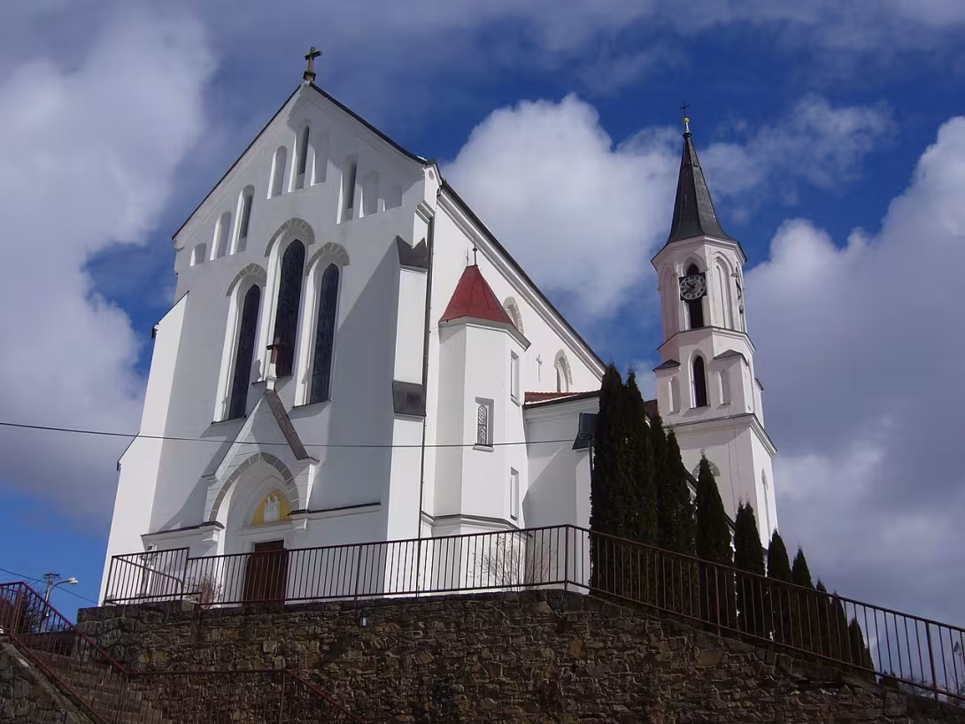 Today's view – Kostel svatého Cyrila a Metoděje (Březová)
