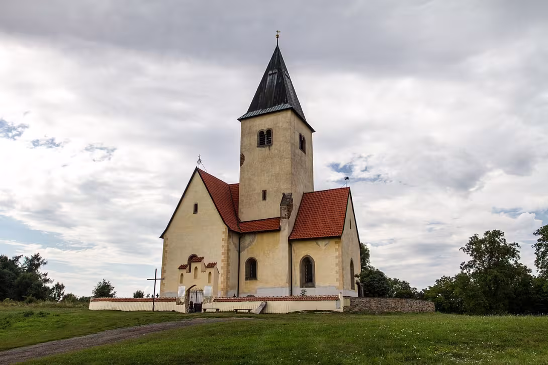 Dnešní pohled – Kostel svatého Jakuba (Chvojen)