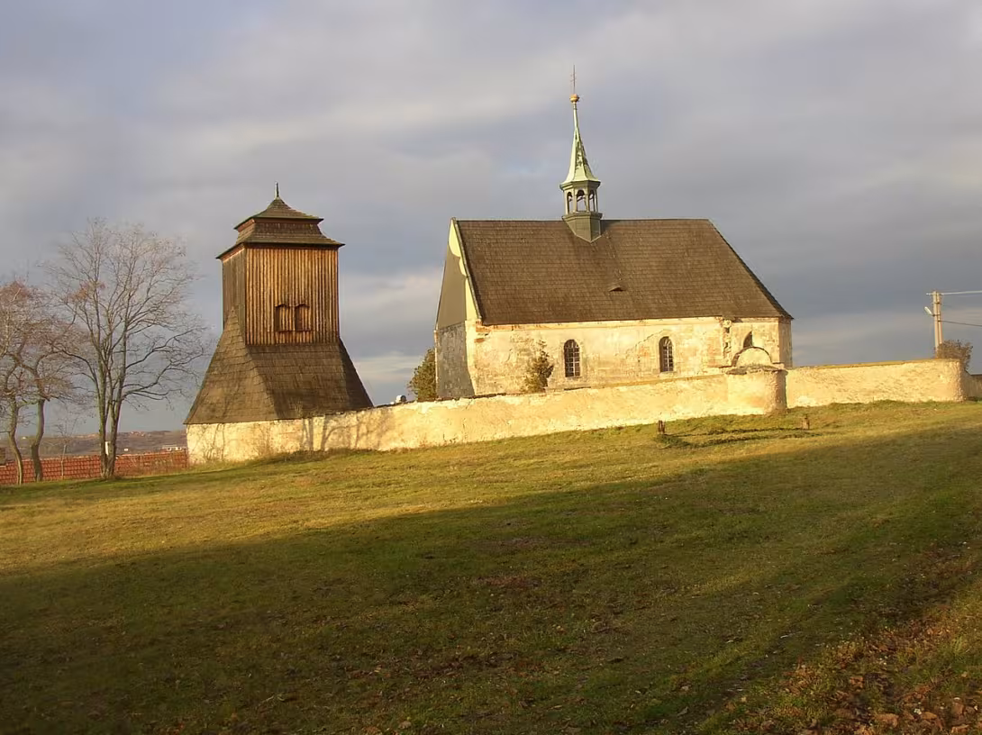Dnešný pohľad – Kostel svatého Jakuba Většího (Želenice)