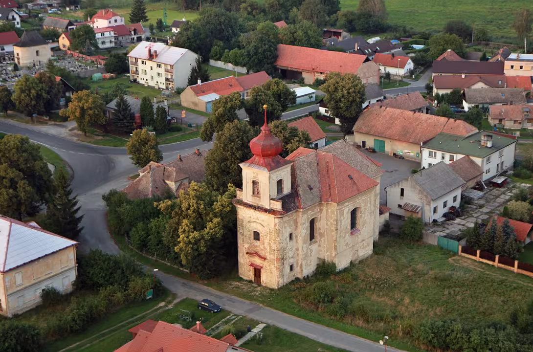 Dnešní pohled – Kostel svatého Jana Nepomuckého (Rejšice)