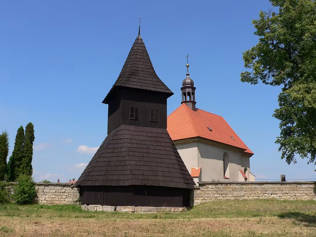 Dnešní pohled – Kostel svatého Jiří (Psinice)