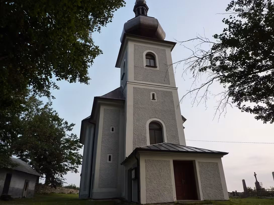 Dnešní pohled – Kostel svatého Jiří (Dětřichov nad Bystřicí)