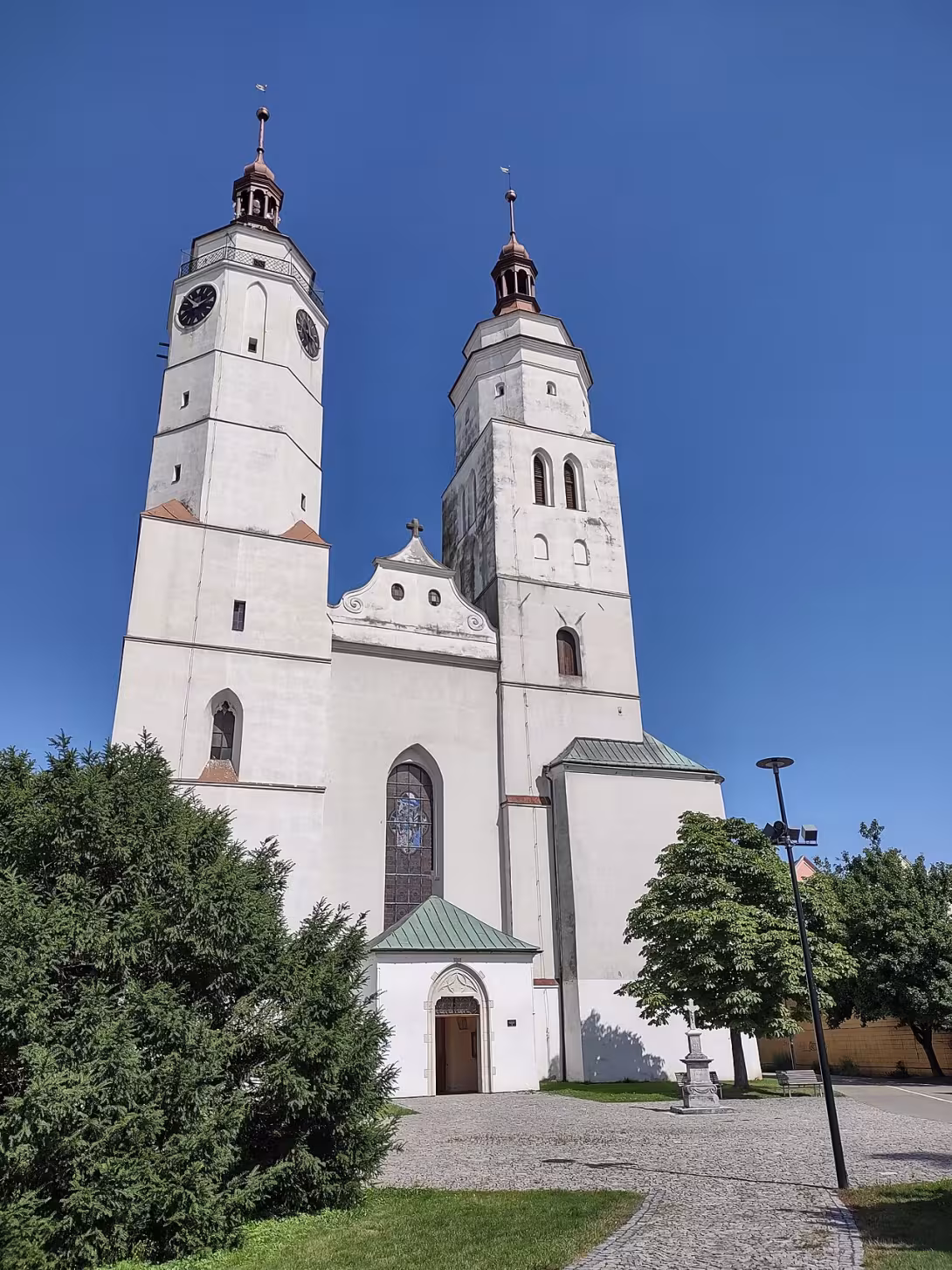 Dnešní pohled – Kostel svatého Martina (Pod Bezručovým vrchem)