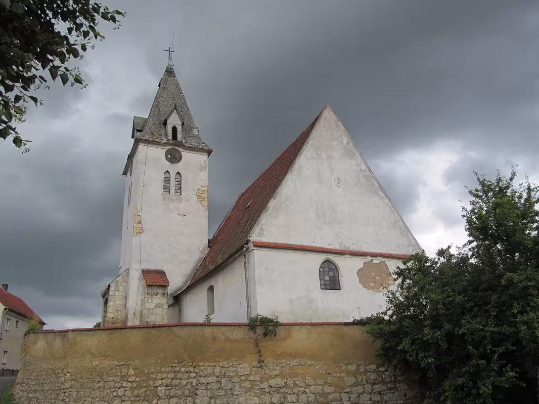 Dnešní pohled – Kostel svatého Michaela archanděla (Bitozeves)