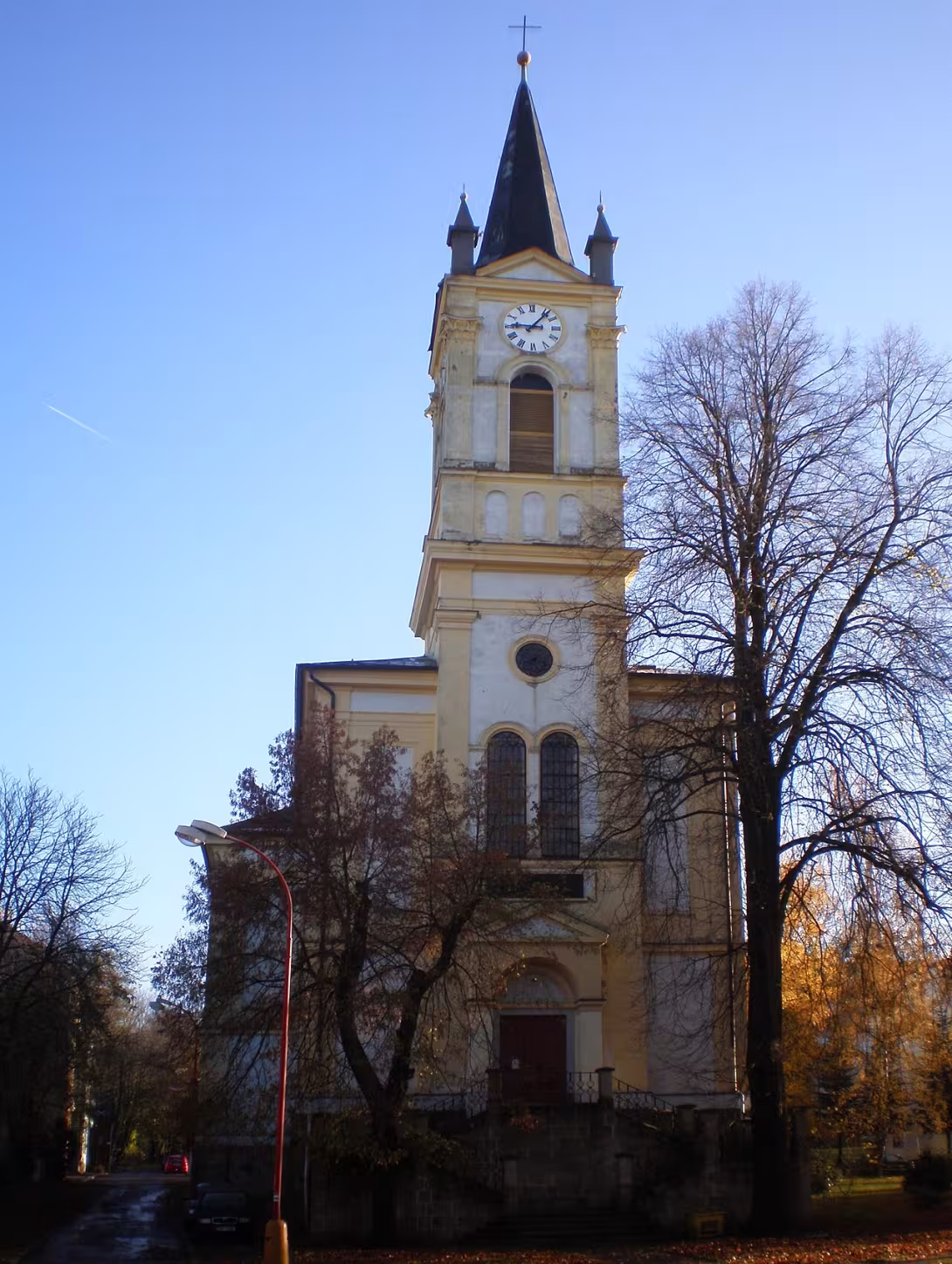 Dzisiejszy widok – Kostel svatého Mikuláše (Aš)