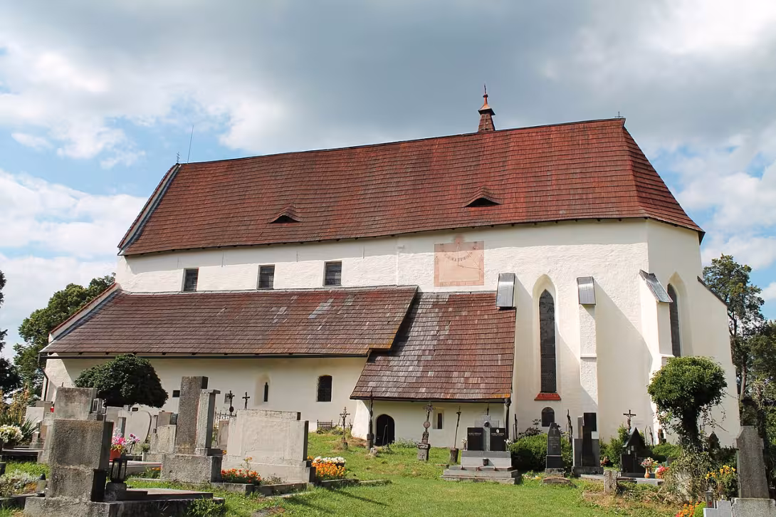 Dnešní pohled – Kostel svatého Mikuláše (Kašperské Hory)