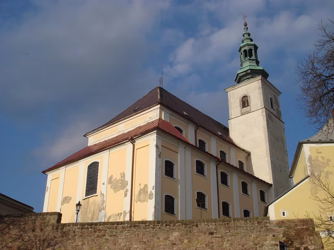 Dnešní pohled – Kostel svatého Petra a Pavla (Broumov)