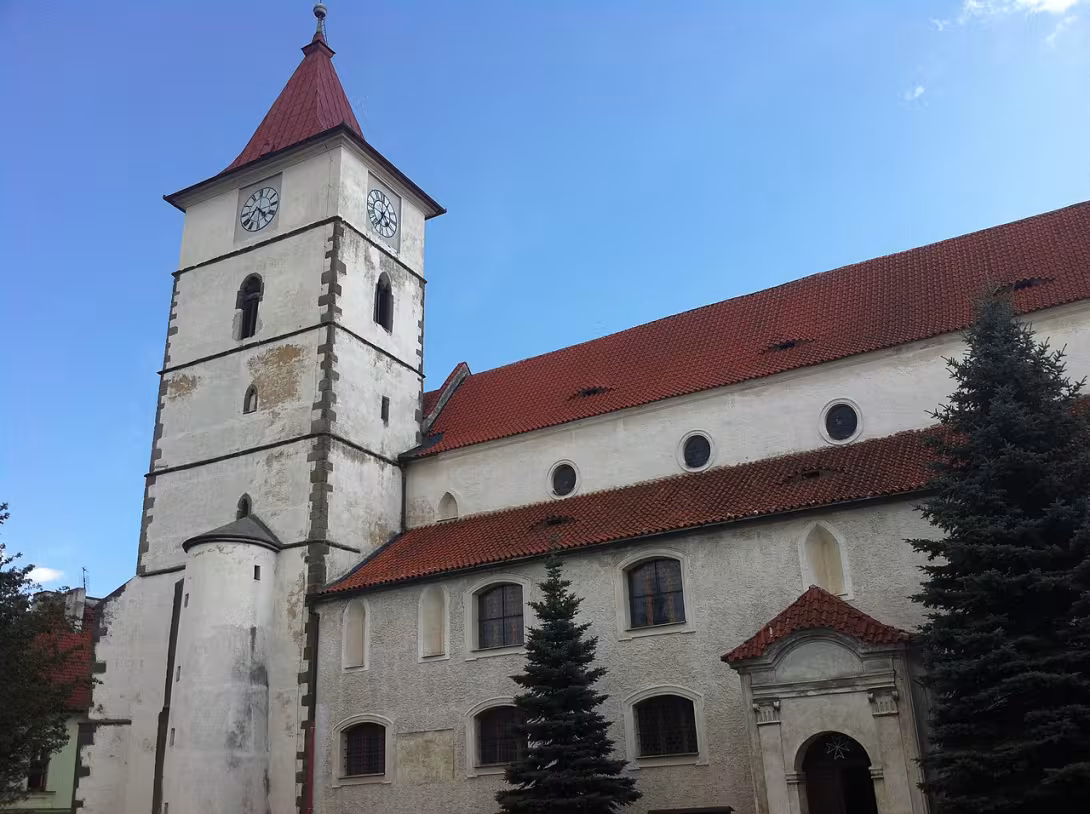 Dnešní pohled – Kostel svatého Petra a Pavla (Horažďovice)