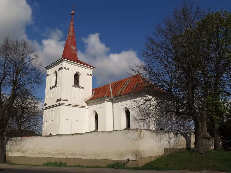 Dnešní pohled – Kostel svatého Petra a Pavla (Dubany)
