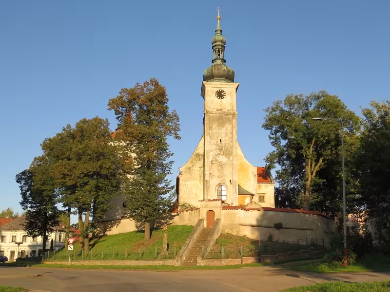 Dnešní pohled – Kostel svatého Prokopa (Chotětov)