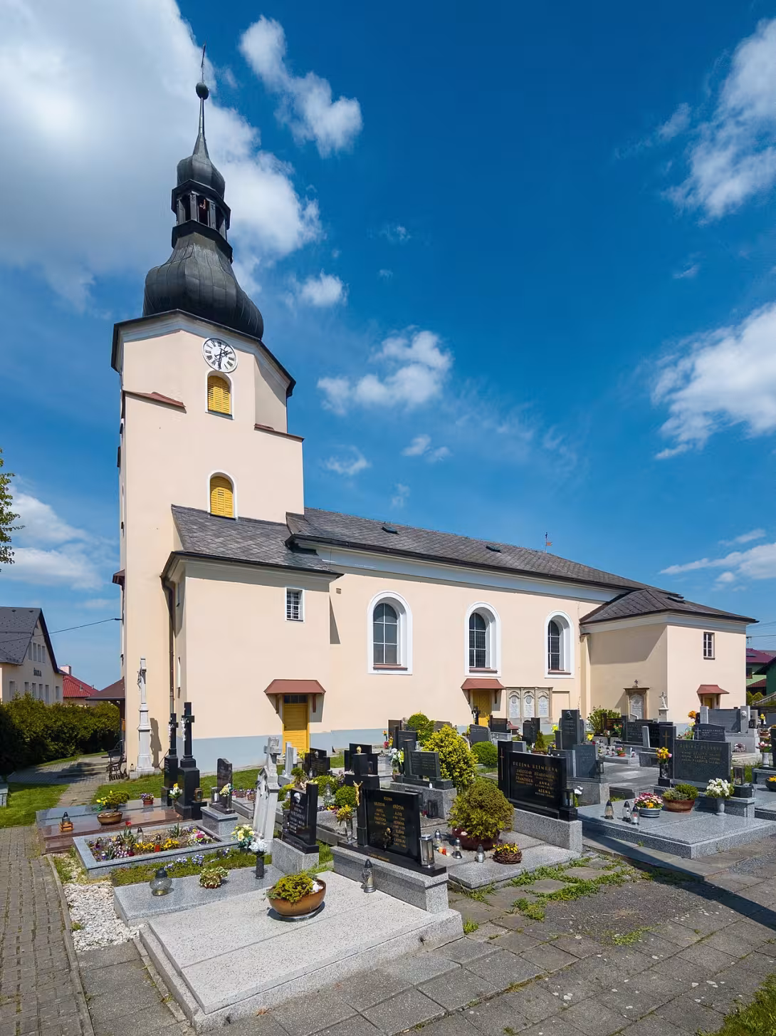 Dnešní pohled – Kostel svatého Vavřince (Štáblovice)