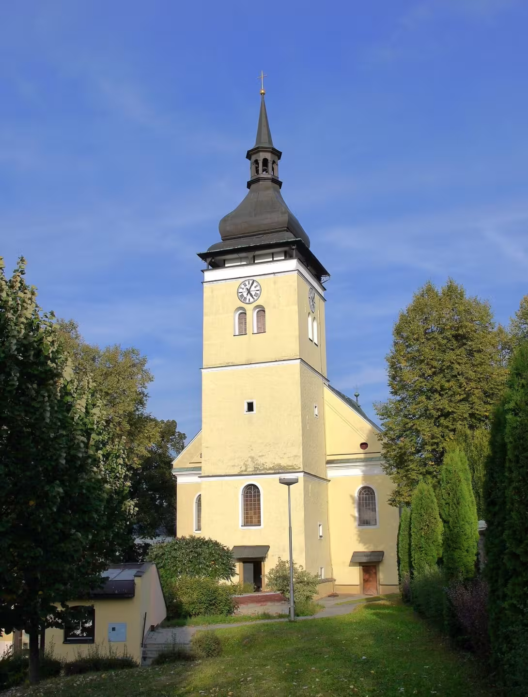 Dnešní pohled – Kostel svatého Vavřince (Vizovice)