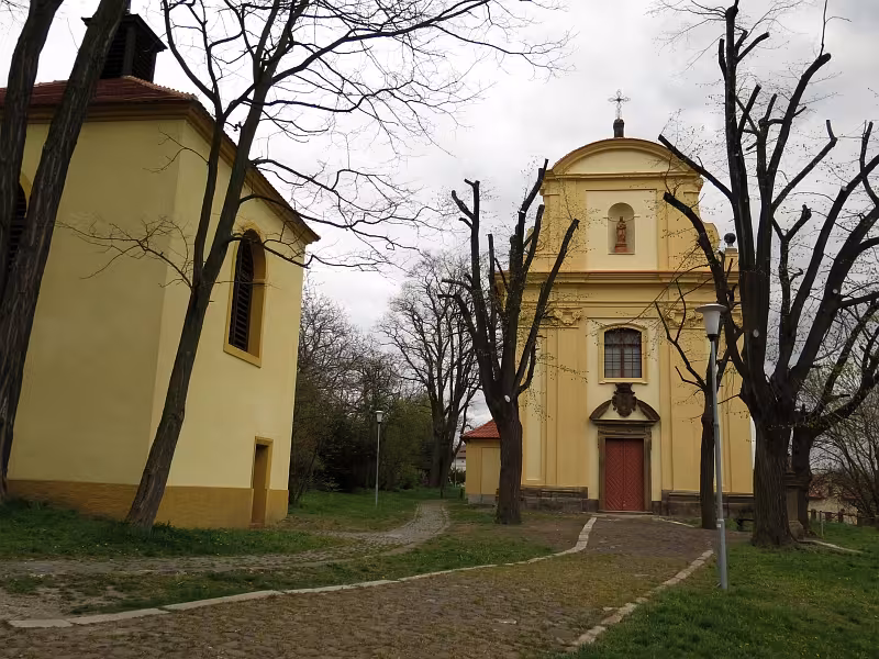 Dnešný pohľad – Kostel svatého Václava (Dlažkovice)