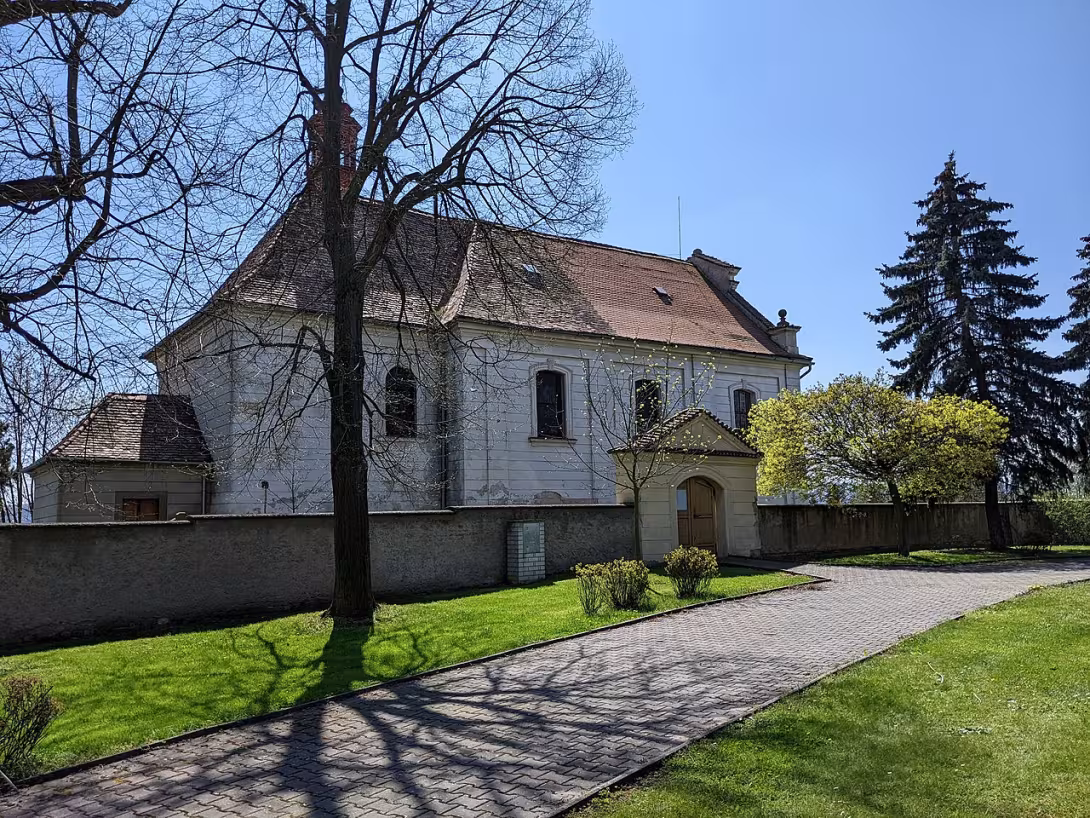 Dnešní pohled – Kostel svatého Šimona a Judy (Plazy)
