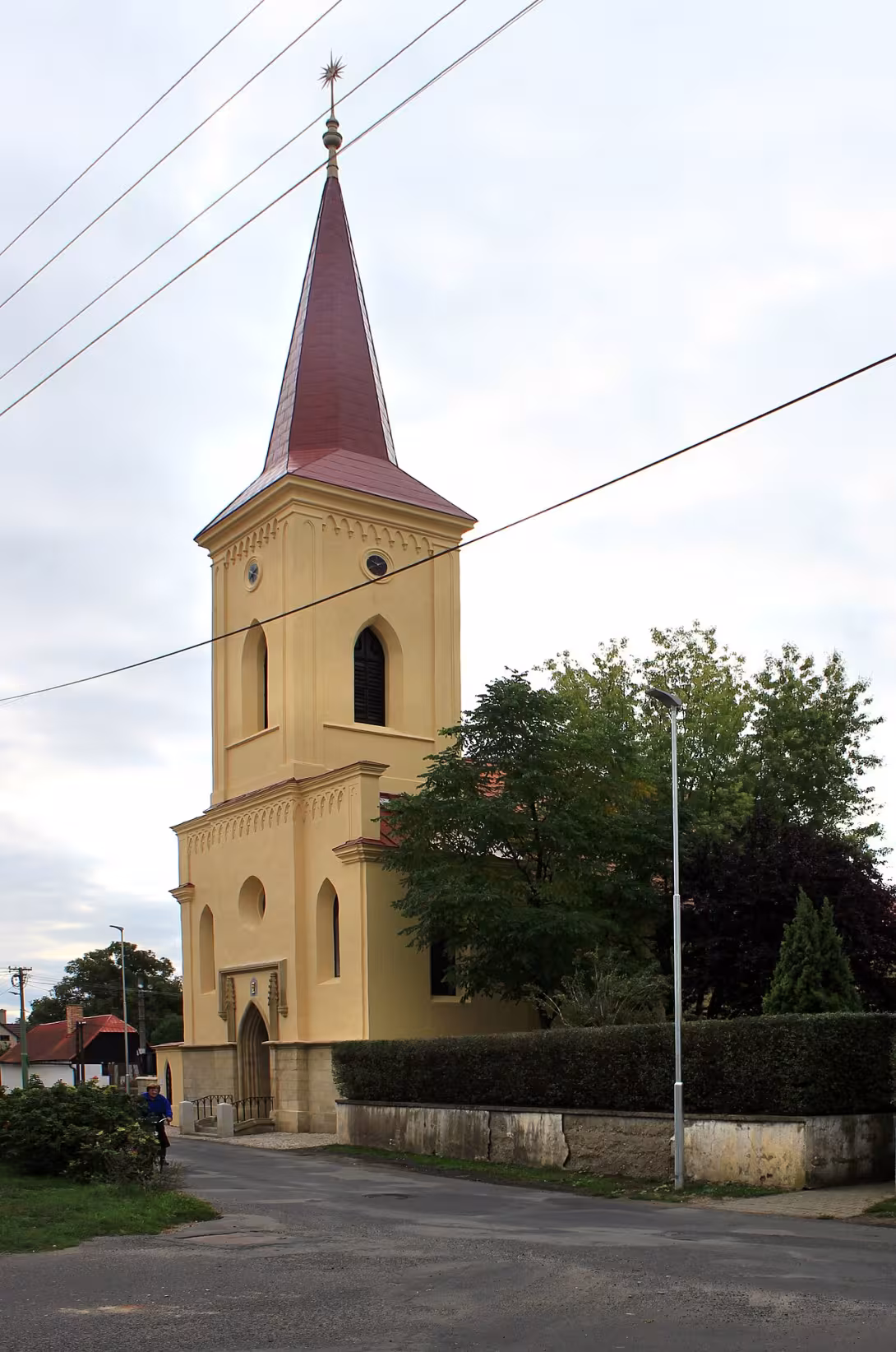 Dnešní pohled – evangelický kostel v Mělnickém Vtelně