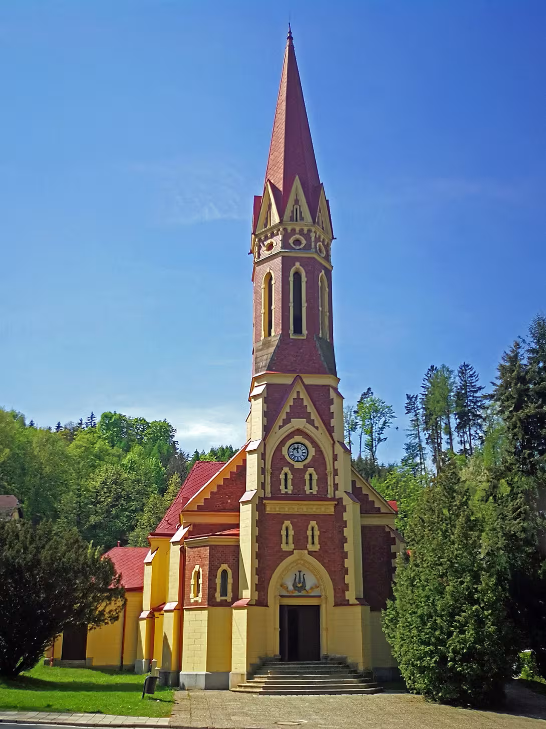 Dnešní pohled – evangelický kostel v Trutnově
