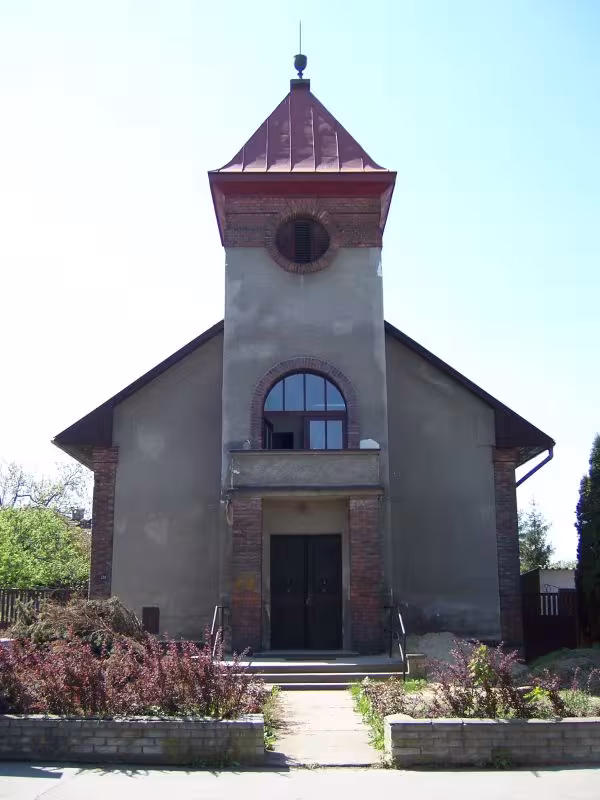Heutige Ansicht – evangelický kostel v Uhříněvsi