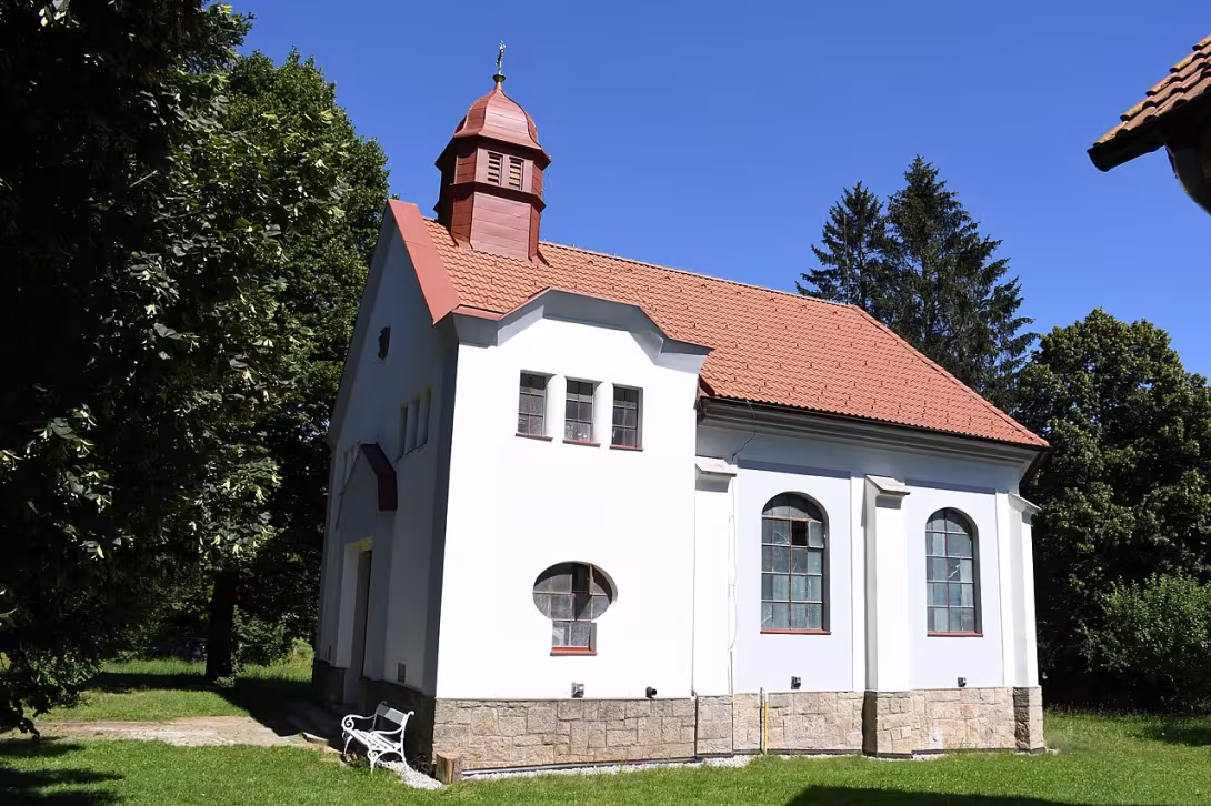 Dnešní pohled – evangelický kostel ve Strmilově