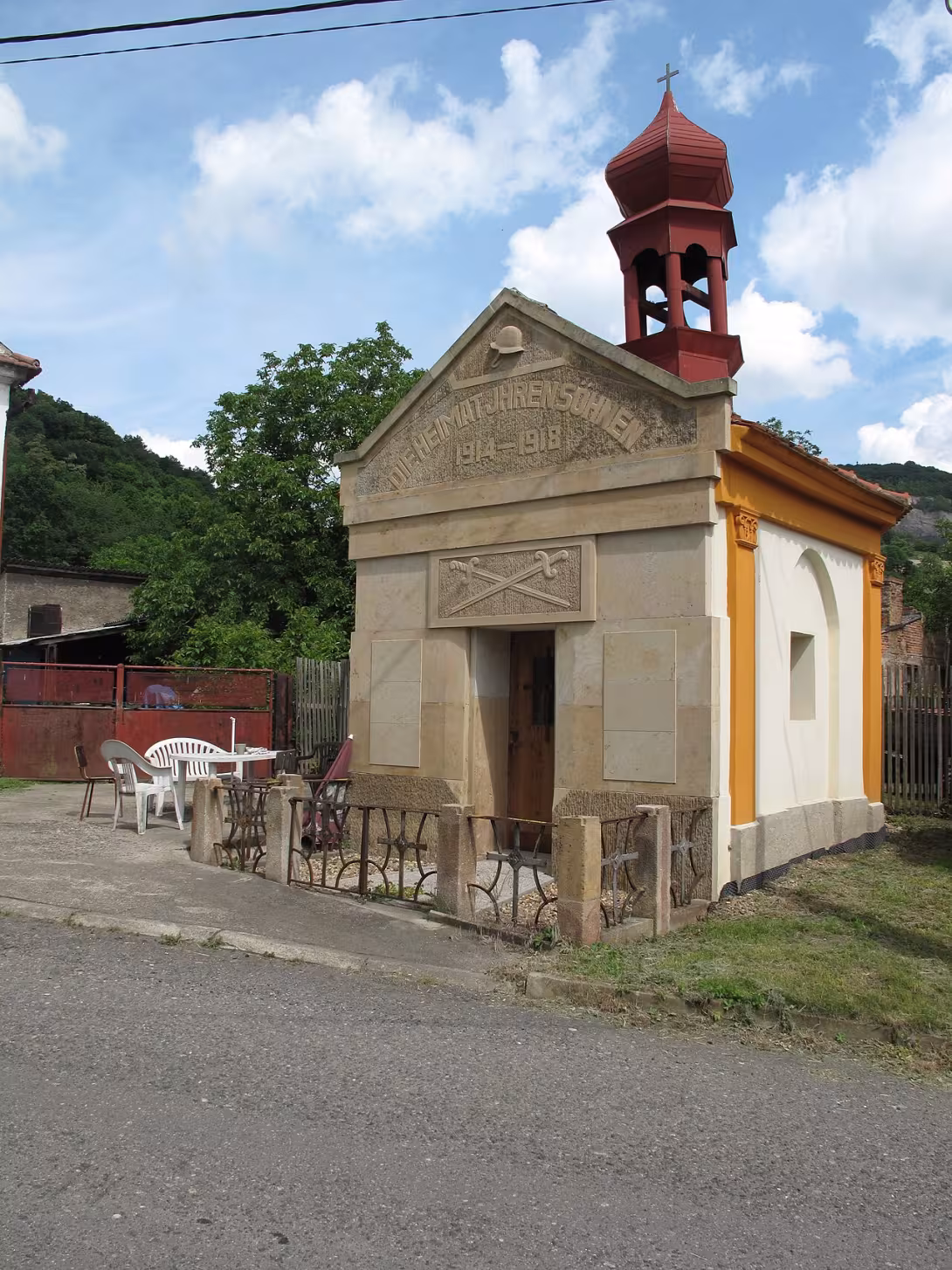 Dnešní pohled – kaple (Dobkovičky)